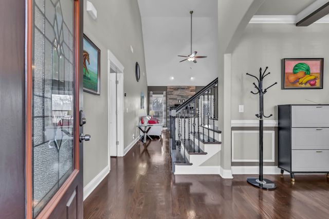 284 Browning Ct, Clarksville, TN 37043