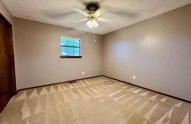 9149 Marchant Road, Springdale, AR 72762