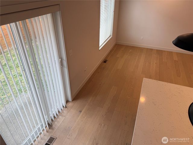 909 Washington Avenue S, Long Beach, WA 98631