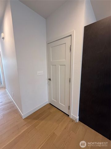 909 Washington Avenue S, Long Beach, WA 98631