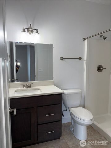 909 Washington Avenue S, Long Beach, WA 98631