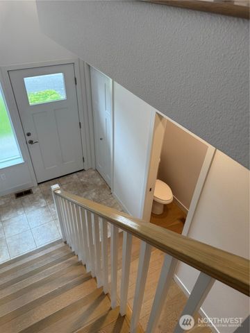 909 Washington Avenue S, Long Beach, WA 98631