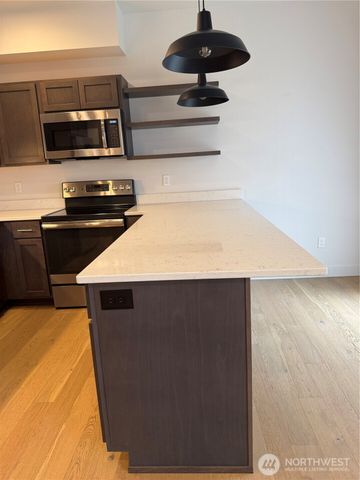 909 Washington Avenue S, Long Beach, WA 98631