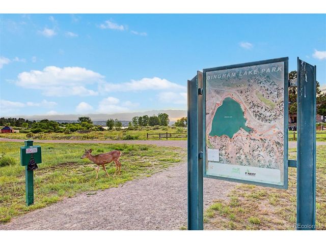 8286 Lightening View Dr, Parker, CO 80134