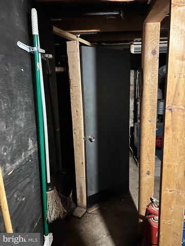 1734 SNYDER AVE, Philadelphia, PA 19145