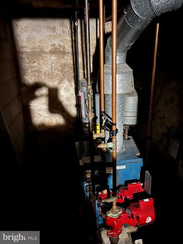 1734 SNYDER AVE, Philadelphia, PA 19145