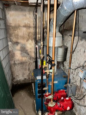 1734 SNYDER AVE, Philadelphia, PA 19145