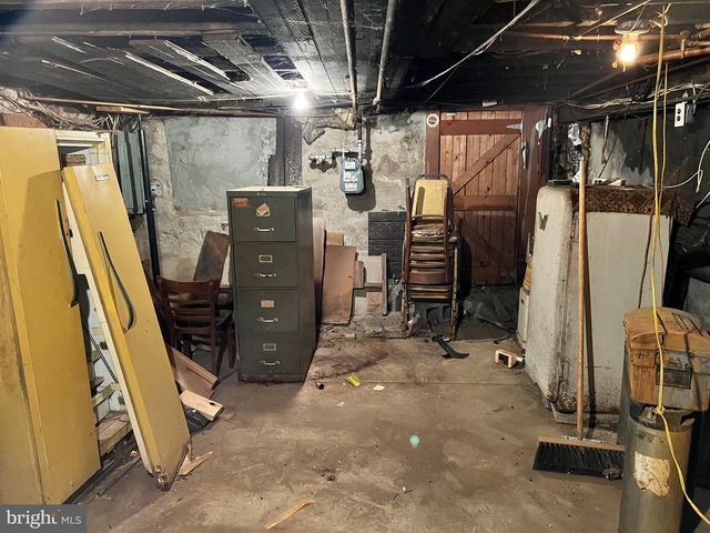 1734 SNYDER AVE, Philadelphia, PA 19145