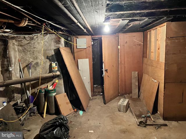 1734 SNYDER AVE, Philadelphia, PA 19145