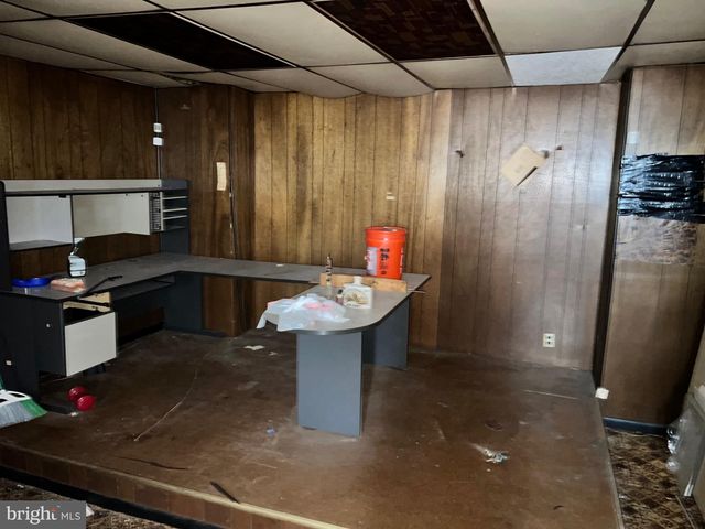 1734 SNYDER AVE, Philadelphia, PA 19145