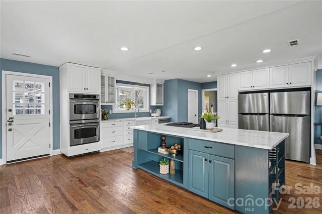 513 Lyttleton Drive, Charlotte, NC 28211