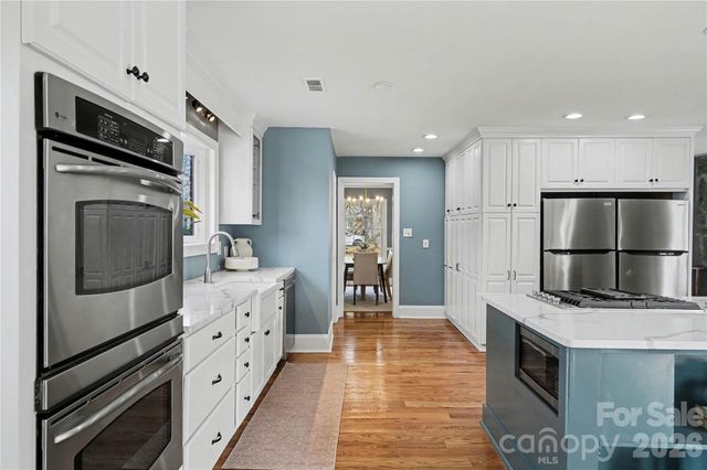 513 Lyttleton Drive, Charlotte, NC 28211