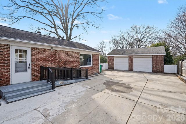 513 Lyttleton Drive, Charlotte, NC 28211