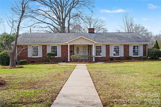 513 Lyttleton Drive, Charlotte, NC 28211