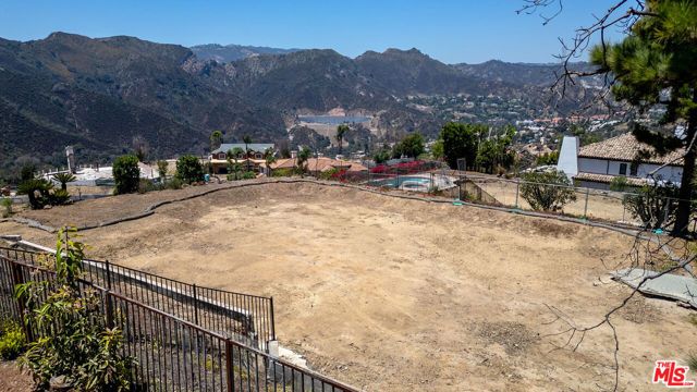 16748 Monte Hermoso Drive, Los Angeles, CA 90272