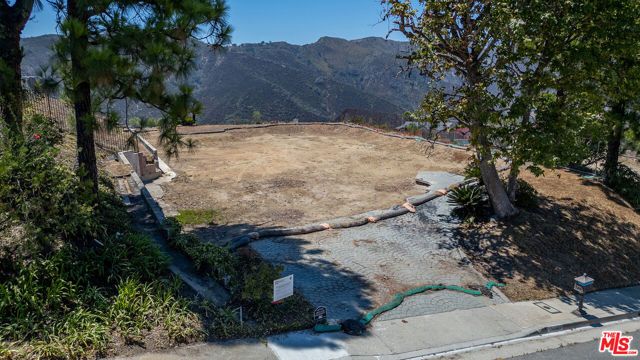16748 Monte Hermoso Drive, Los Angeles, CA 90272