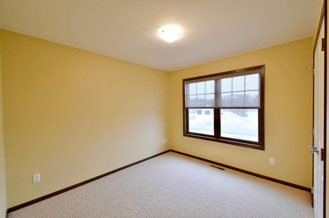 8527 122nd Avenue SE, Becker, MN 55308