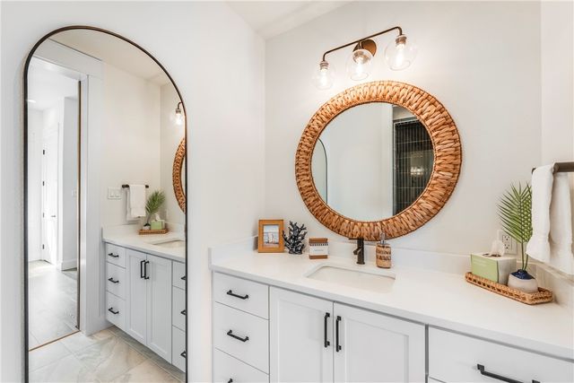 206 Playtime Dr, Port Aransas, TX 78373