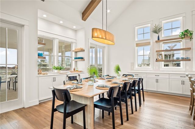 206 Playtime Dr, Port Aransas, TX 78373