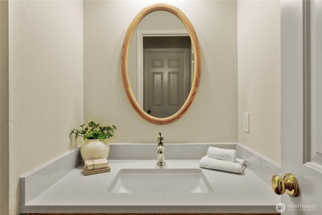 625 191st Street SW, Lynnwood, WA 98036