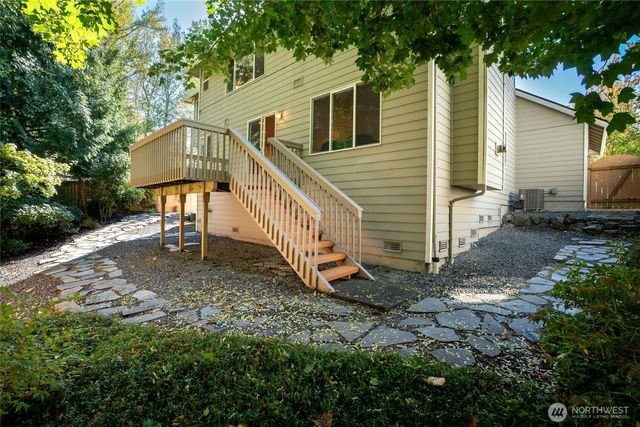 625 191st Street SW, Lynnwood, WA 98036