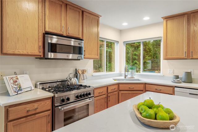 625 191st Street SW, Lynnwood, WA 98036