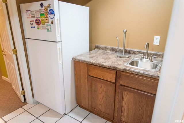 2208 CHERRY Lane, Quincy, IL 62305