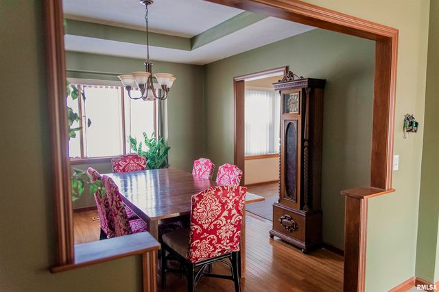 2208 CHERRY Lane, Quincy, IL 62305