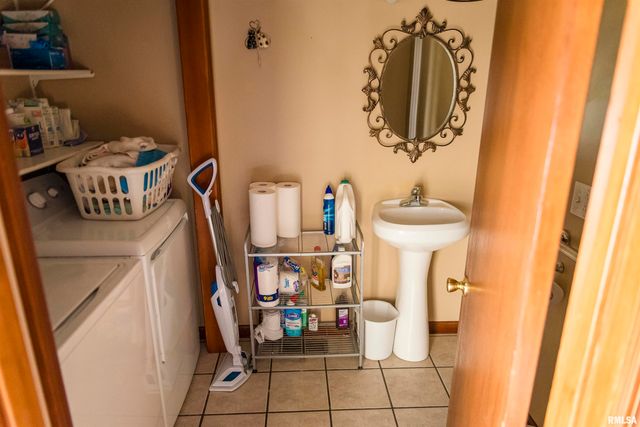 2208 CHERRY Lane, Quincy, IL 62305