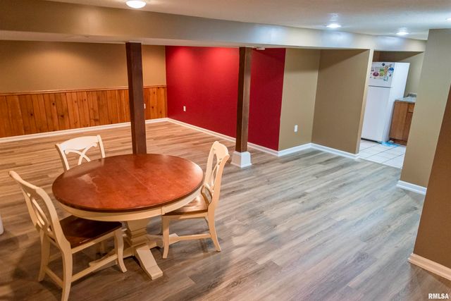 2208 CHERRY Lane, Quincy, IL 62305