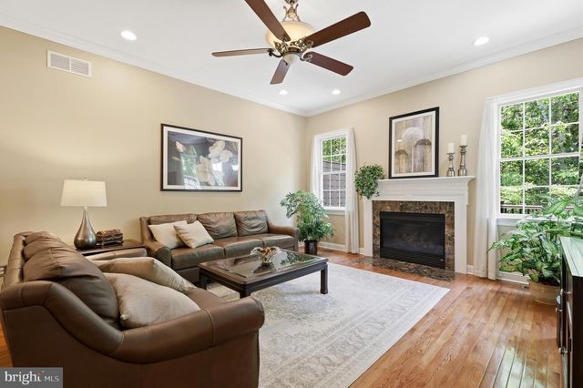 6 MORGAN HILL DR, Doylestown, PA 18901