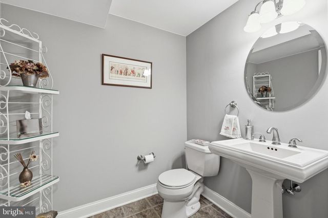 6 MORGAN HILL DR, Doylestown, PA 18901