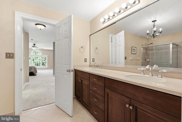 6 MORGAN HILL DR, Doylestown, PA 18901