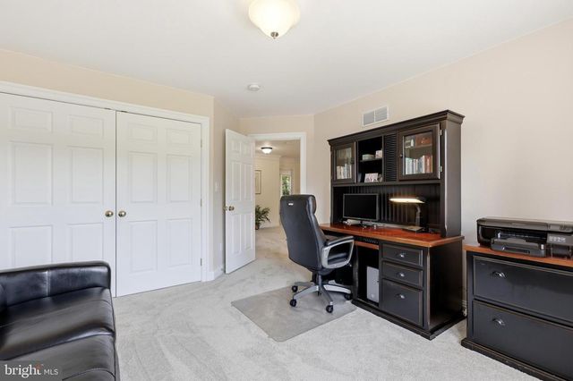 6 MORGAN HILL DR, Doylestown, PA 18901