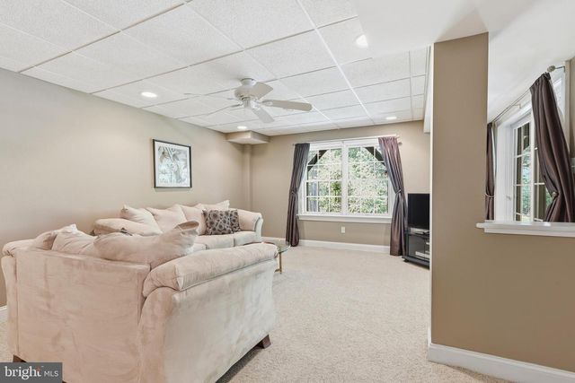 6 MORGAN HILL DR, Doylestown, PA 18901