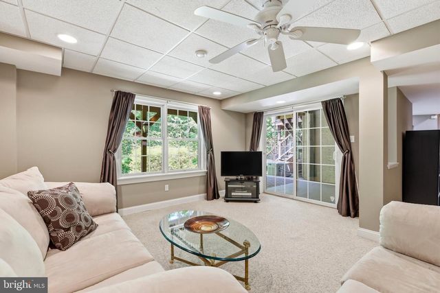 6 MORGAN HILL DR, Doylestown, PA 18901