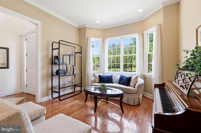6 MORGAN HILL DR, Doylestown, PA 18901