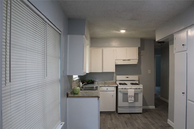 100 E Brown Street, Princeton, TX 75407