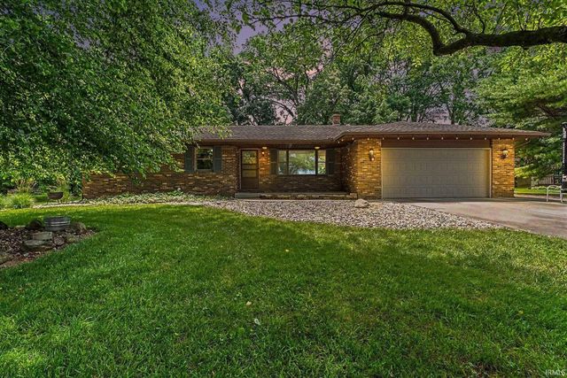 21074 Rebecca Lane, Bristol, IN 46507