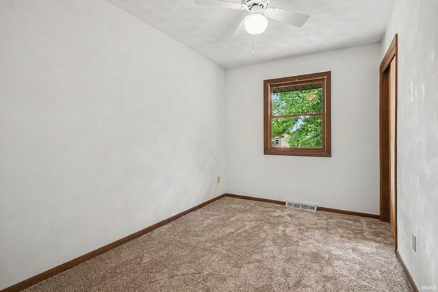 21074 Rebecca Lane, Bristol, IN 46507