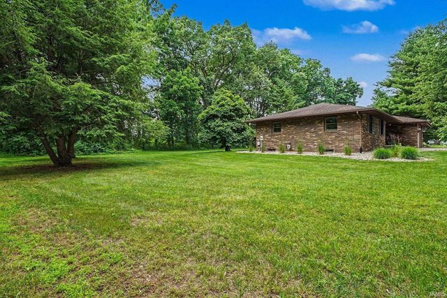 21074 Rebecca Lane, Bristol, IN 46507