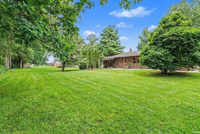 21074 Rebecca Lane, Bristol, IN 46507