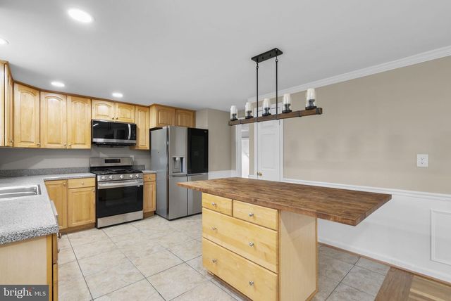 9320 JUDGE PL, Montgomery Village, MD 20886