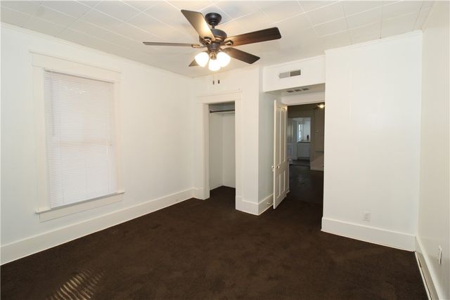 2510 W Wedington Drive, Fayetteville, AR 72701