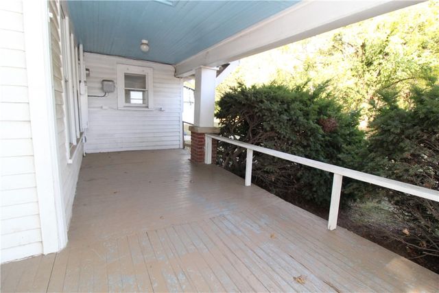2510 W Wedington Drive, Fayetteville, AR 72701