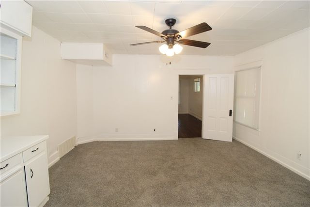 2510 W Wedington Drive, Fayetteville, AR 72701