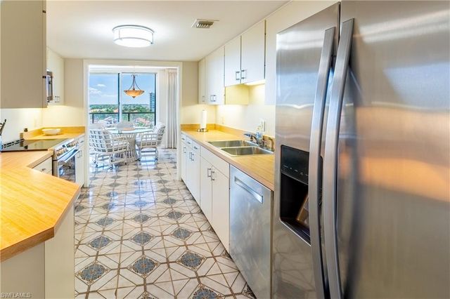 4901 GULF SHORE BLVD N # 903, Naples, FL 34103