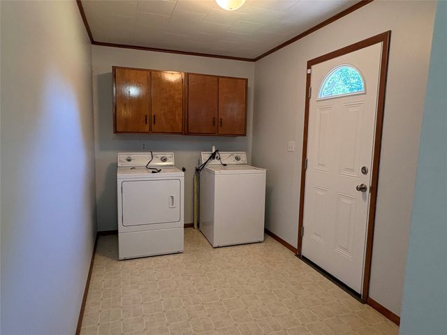 2403 WAGER Road, Erie, PA 16509