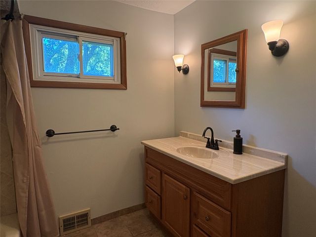 2403 WAGER Road, Erie, PA 16509