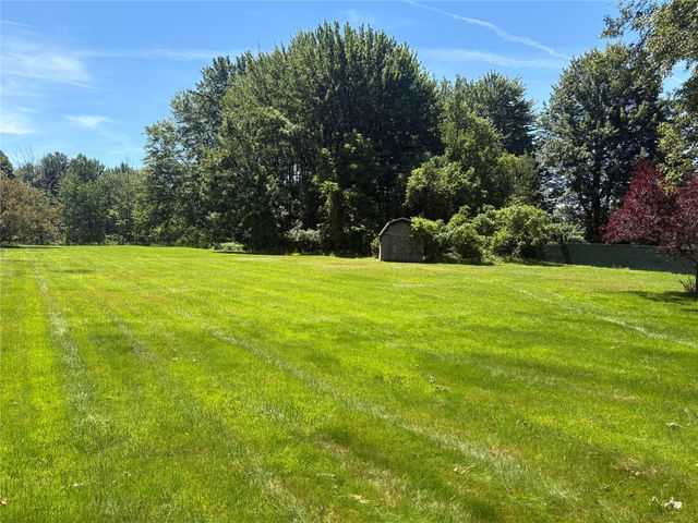 2403 WAGER Road, Erie, PA 16509